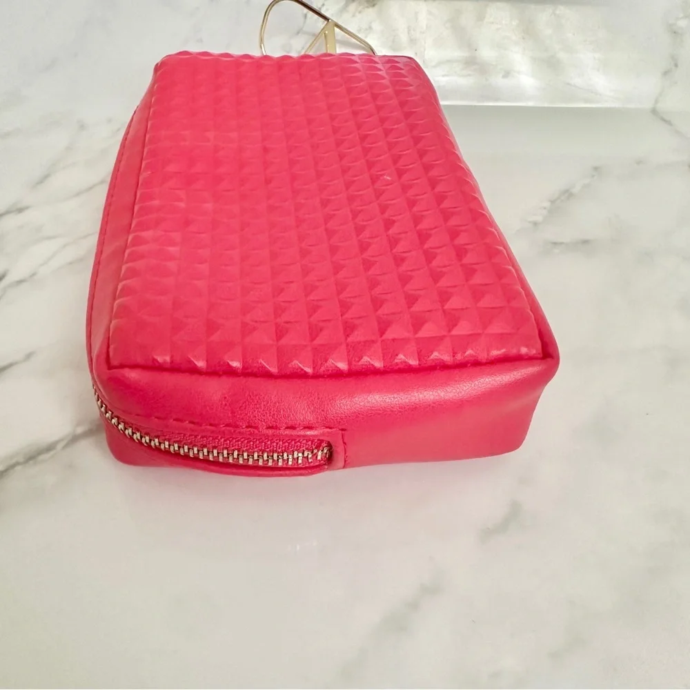 Valentino Beauty Toiletry Cosmetic Bag Pouch Red Gold - Picture 5 of 8